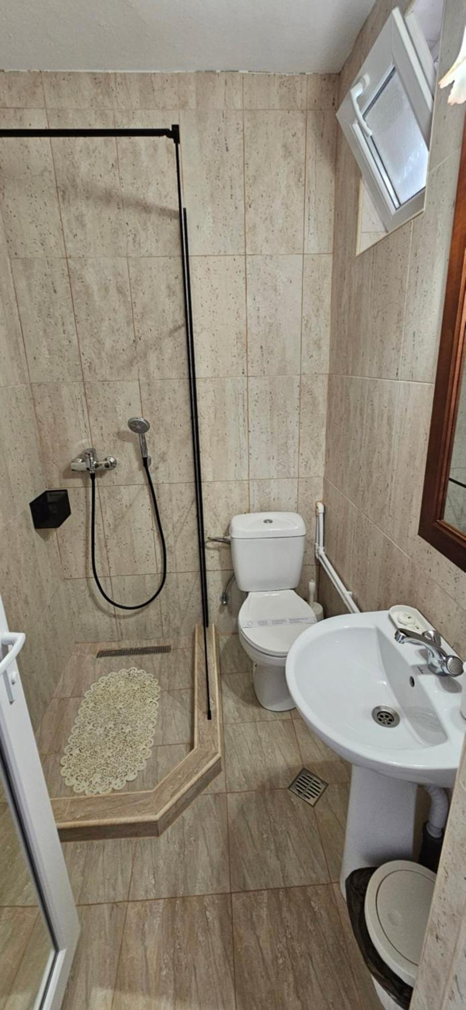 Homestay Tomis Costinesti
